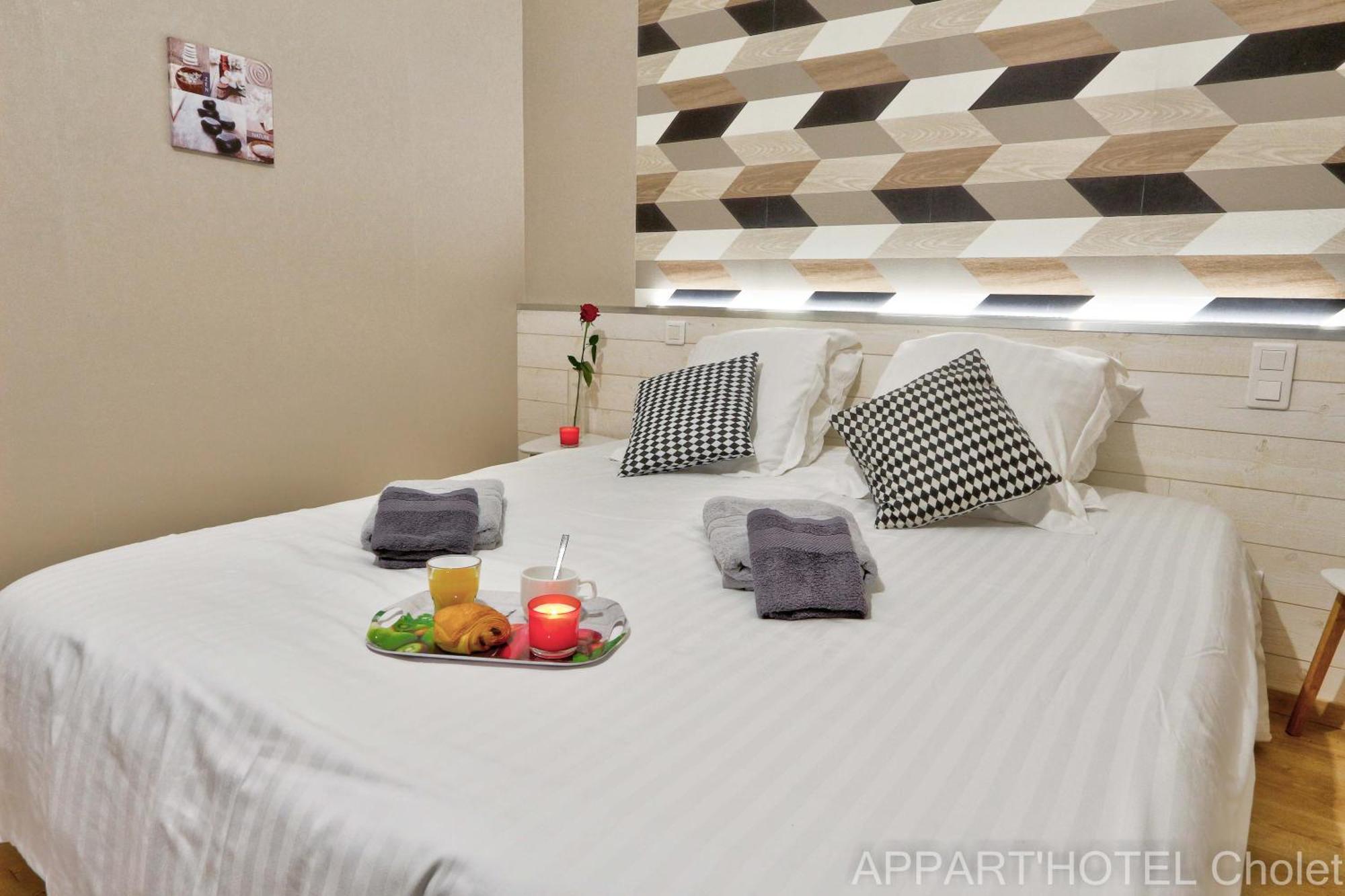 Appart Hotel Cholet Carteron Экстерьер фото